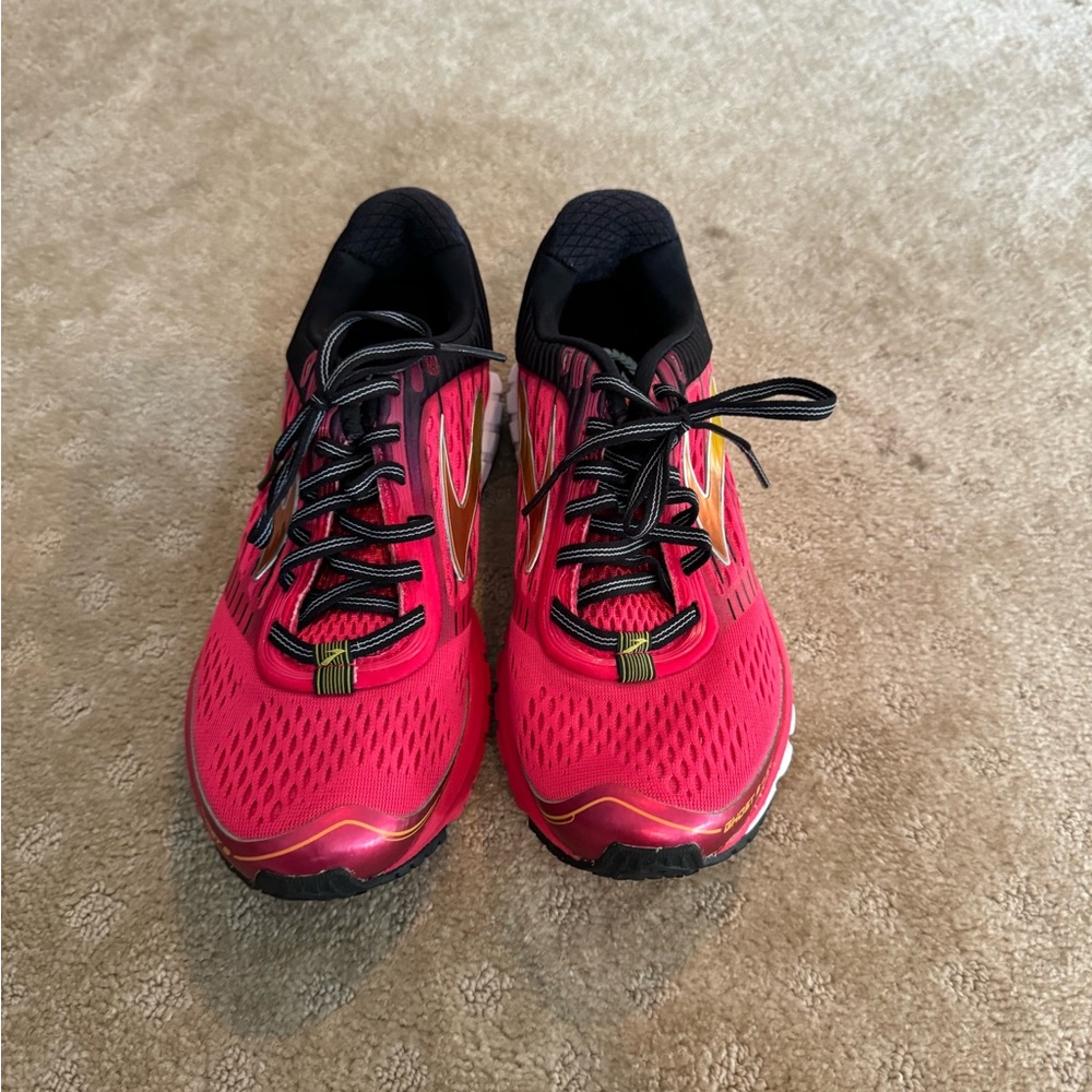 Brooks Ghost 9 running shoes womens sz 9